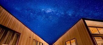 Lake Pukaki - Lake House