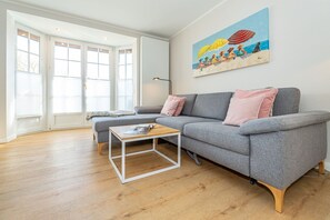 Télévision, chaîne hi-fi