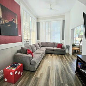 Living room - The Carrick  (Bisbee)
