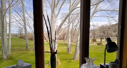 Yellowstone River Retreat in Big Timber, Montana!! A few minutes from Downtown.
