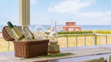 Basic Room, 2 Bedrooms (Private (Group/Pvt BBQ/Sea View)) | 2 bedrooms, free WiFi