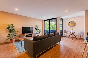TV - VH | loft Piso 5 + balcón | Roma Norte | 276 (Ciudad de México)