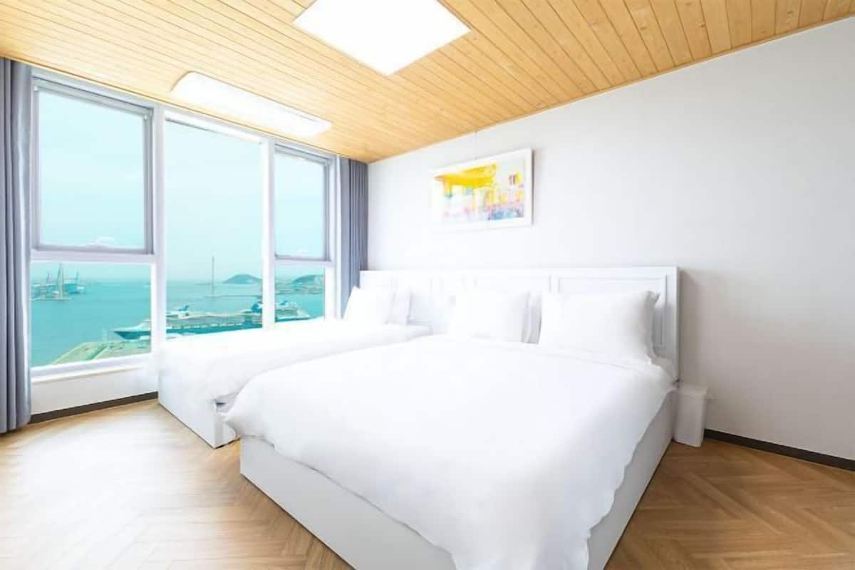 2 habitaciones, ropa de cama de alta calidad y cortinas blackout