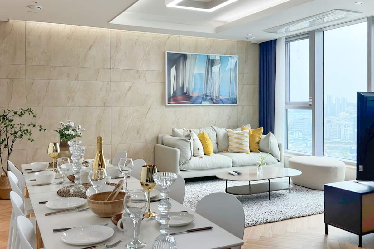 Connecting Suite A | Coin séjour | Chauffage par le sol