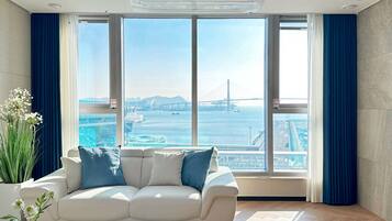 Grand Suite Ocean B | Wohnbereich