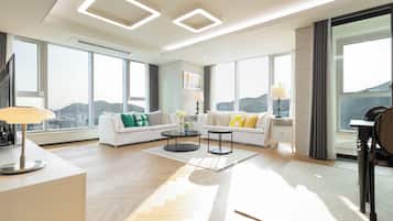 Executive Suite Marina A | Living area