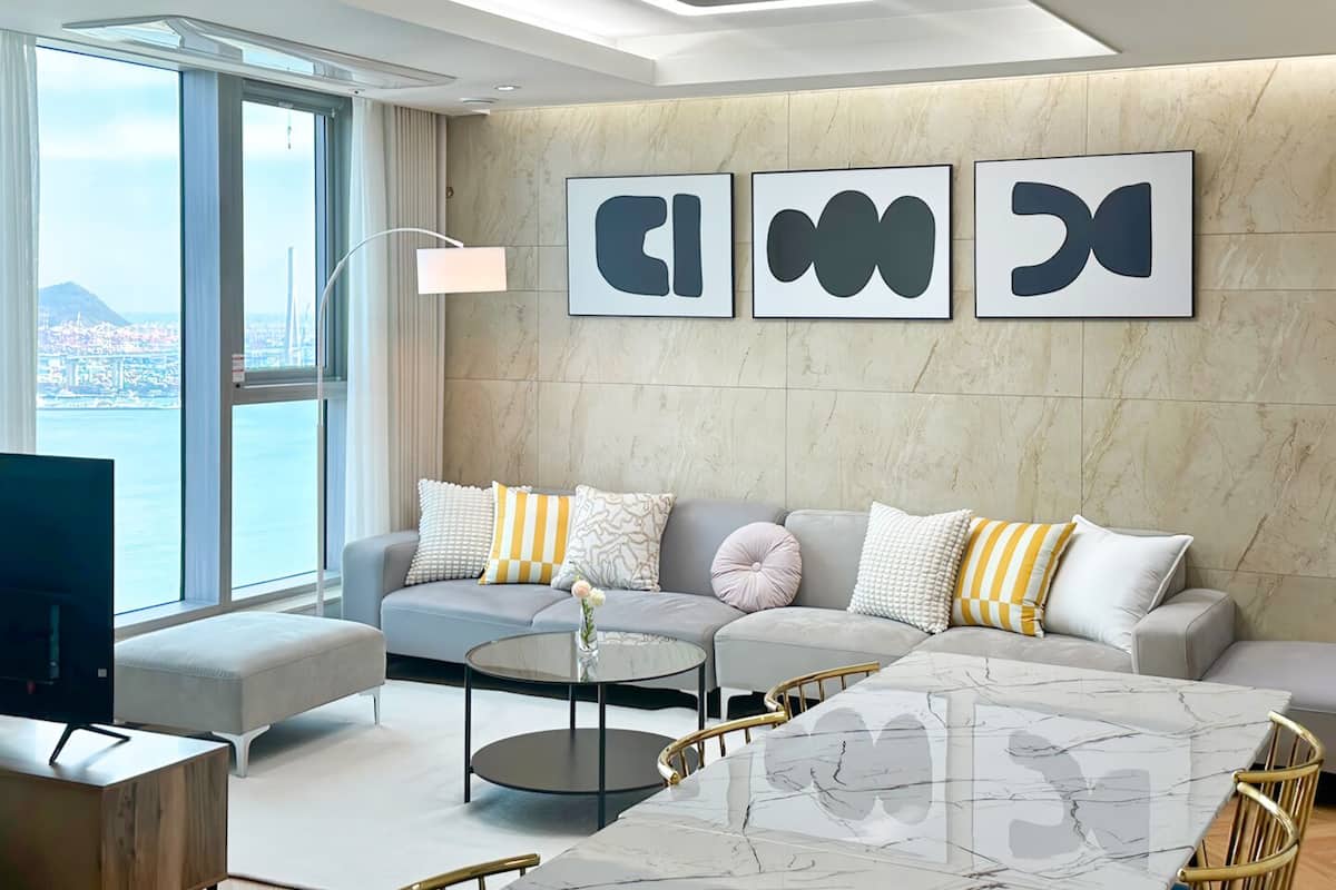 Connecting Suite Ocean B | Coin séjour | Chauffage par le sol