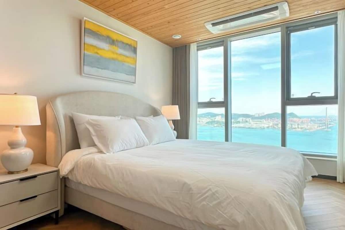 2 habitaciones, ropa de cama de alta calidad y cortinas blackout
