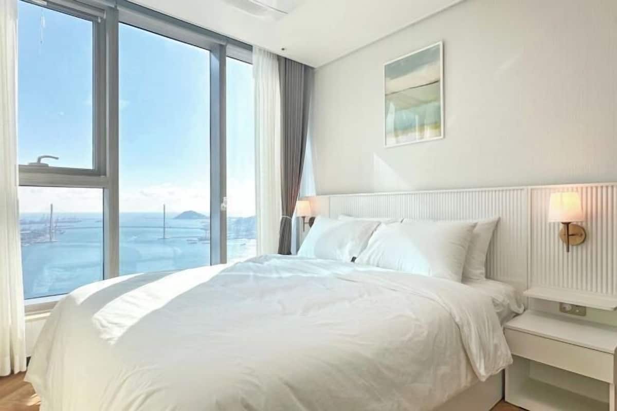 2 habitaciones, ropa de cama de alta calidad y cortinas blackout