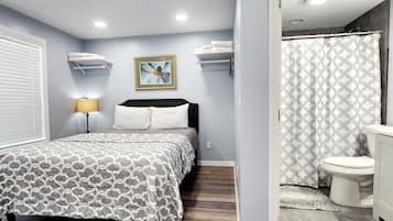 1 bedroom, desk, iron/ironing board, travel cot