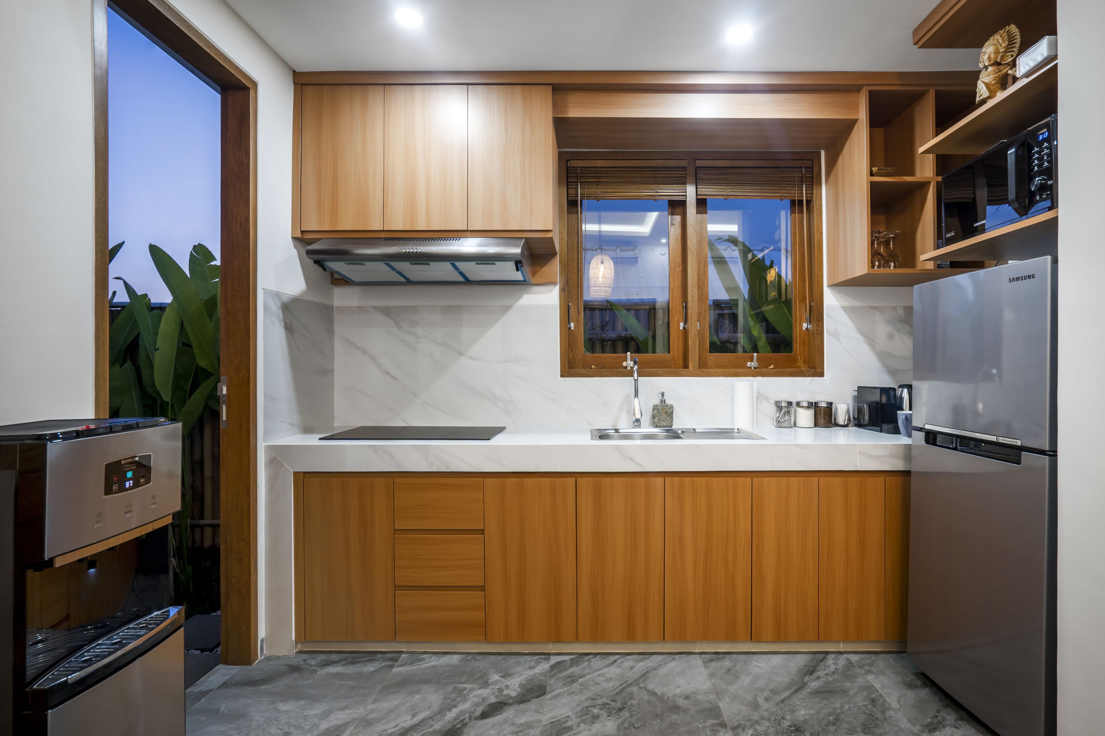 Deluxe Villa, 2 Bedrooms, Private Pool, Garden View | Private kitchen | Fridge, microwave, stovetop, electric kettle