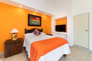 Iron/ironing board, WiFi