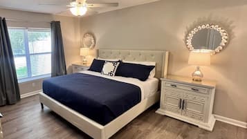 3 bedrooms, desk, iron/ironing board, travel cot