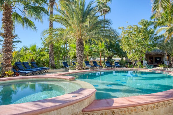 Outdoor pool - Brand New Casita, 2 King Beds, Located in Lush Garden Oasis, 2 Minutes to Beach (Los Barriles)