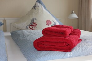 2 soverom, strykejern/-brett, wi-fi (inkludert) og sengetøy