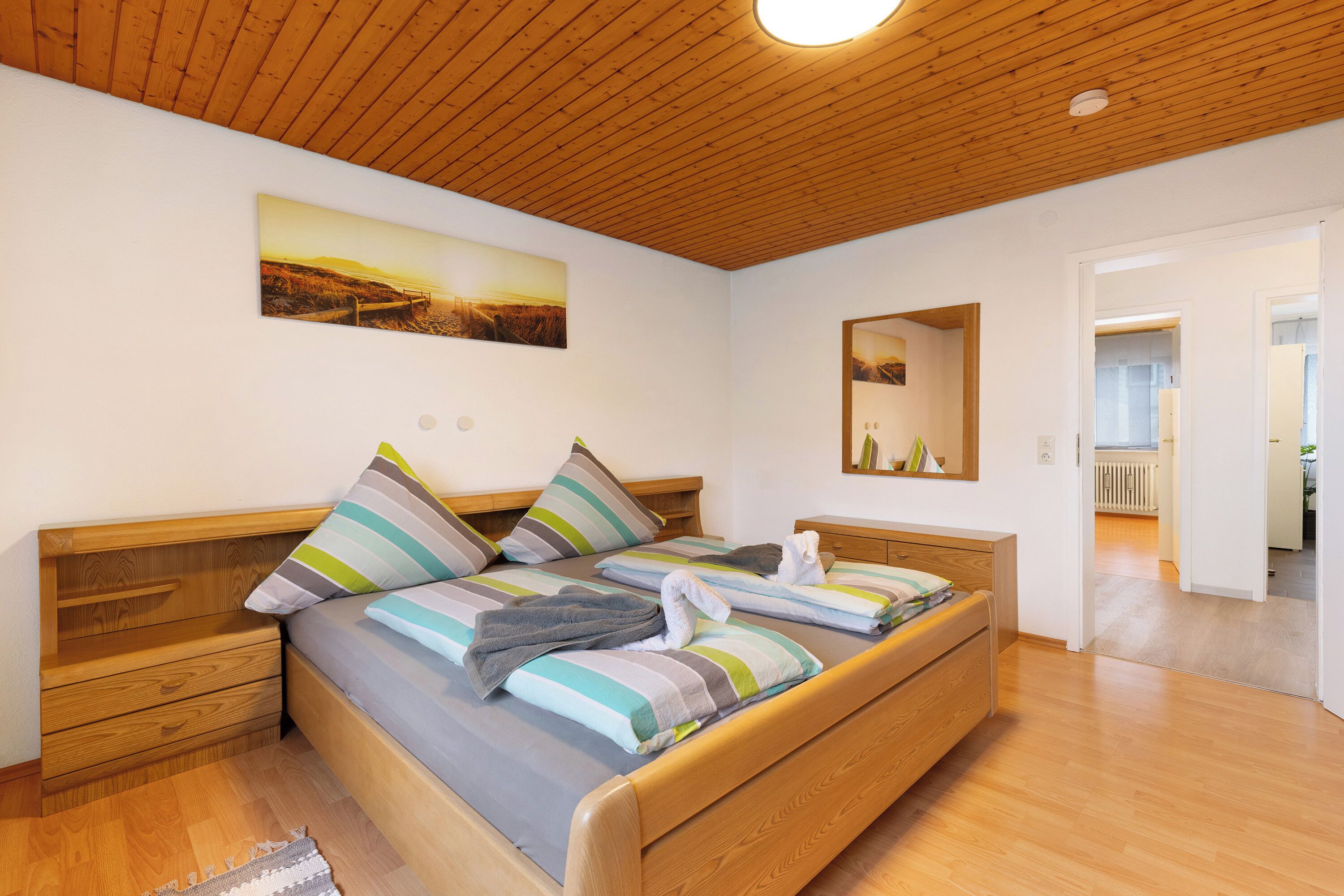 3 bedrooms, iron/ironing board, free WiFi, bed sheets