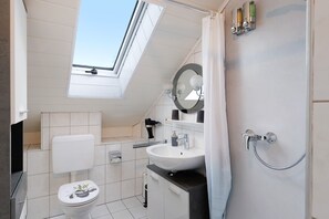 Bruser, hårtørrer, håndklæder