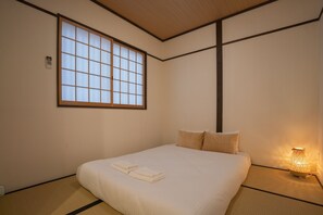 Superior Villa | 2 bedrooms, blackout curtains, free WiFi, bed sheets - Gojo Horikawa Starry Sky Inn (Kyoto)
