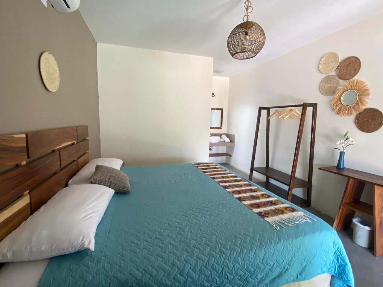 Premium bedding, bed sheets