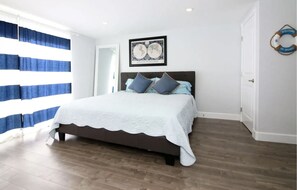 4 habitaciones, tabla de planchar con plancha y wifi gratis 