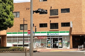 Shopping centre - SENKAWA CV HOUSE (Tokyo)