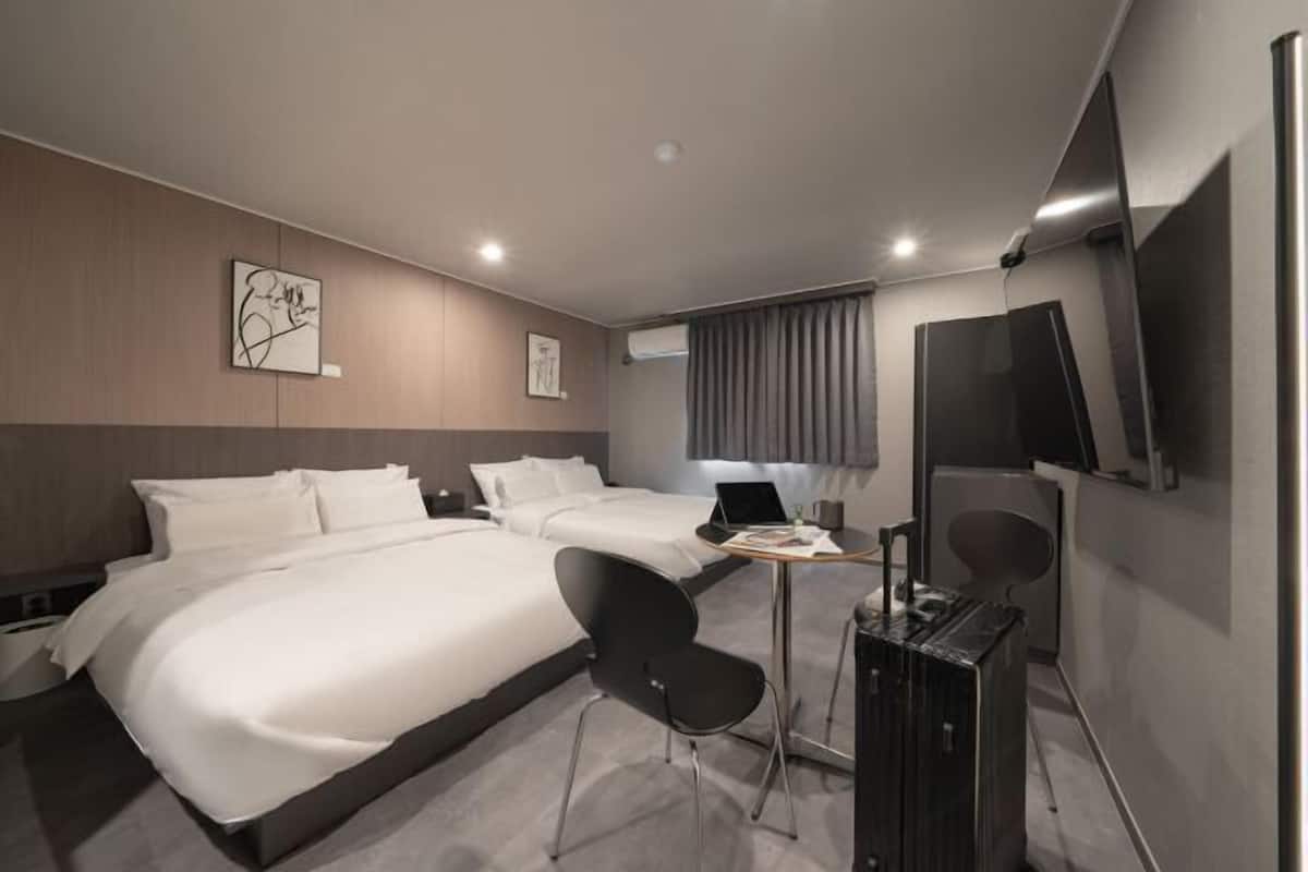 1 habitación, ropa de cama de alta calidad y cortinas blackout