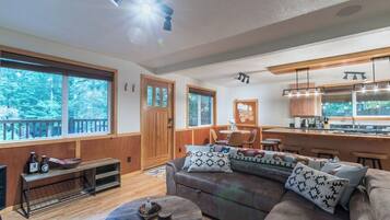 Televisor intel·ligent i llar de foc