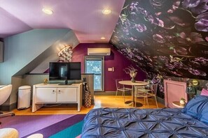 2 habitaciones, tabla de planchar con plancha, wifi y ropa de cama
