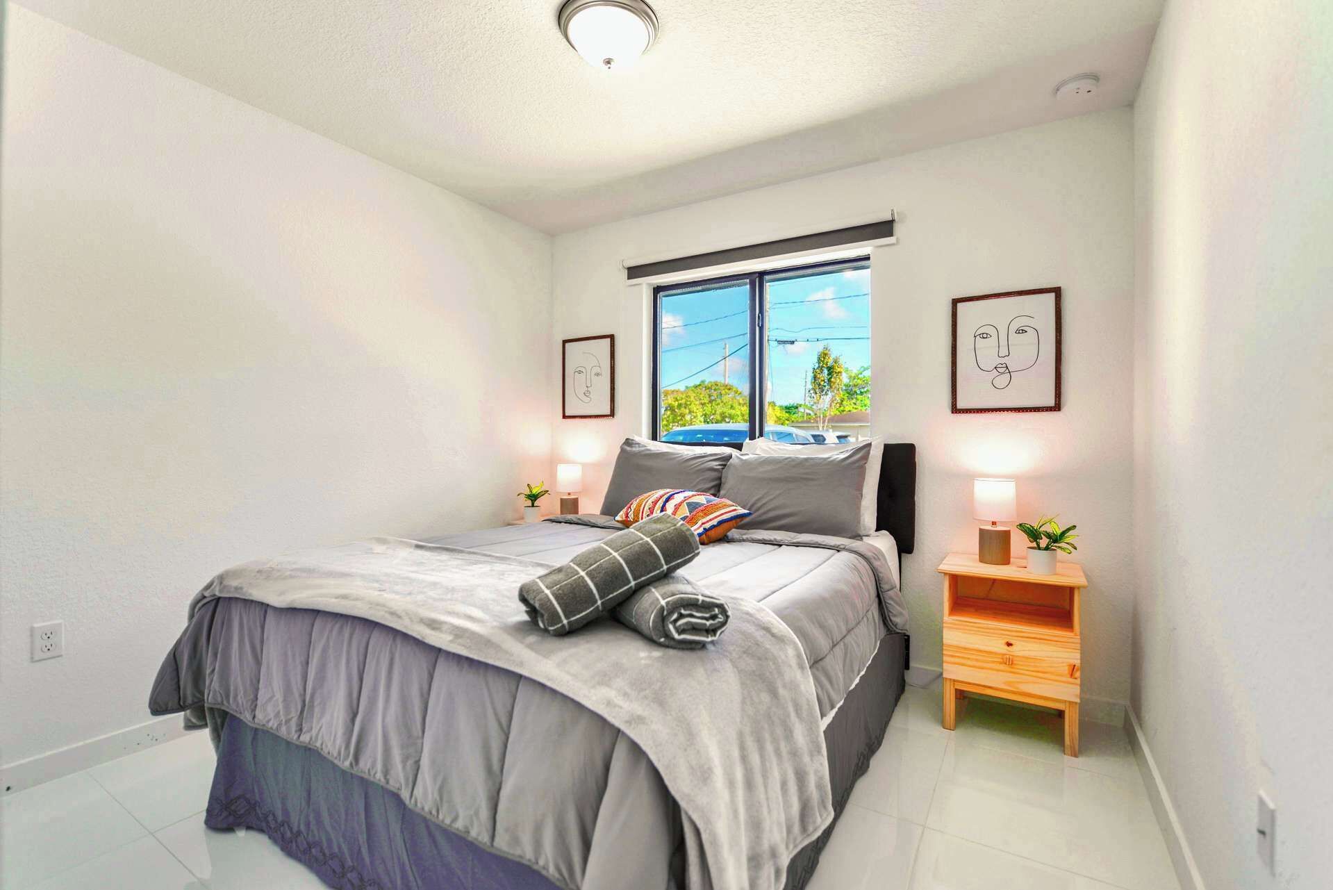 3 bedrooms, iron/ironing board, WiFi, bed sheets