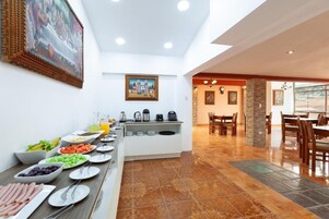 Free daily buffet breakfast