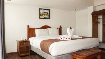 Chambre Double Classique | Coffres-forts dans les chambres, Wi-Fi gratuit