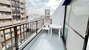 Family Villa, Non Smoking (6 Bedrooms) | Terrace/patio - GuestHouse Reina osaka (Osaka)