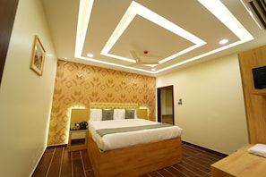 Executive-huone | Untuvapeitot, yksilöllisesti kalustettu, ilmainen Wi-Fi