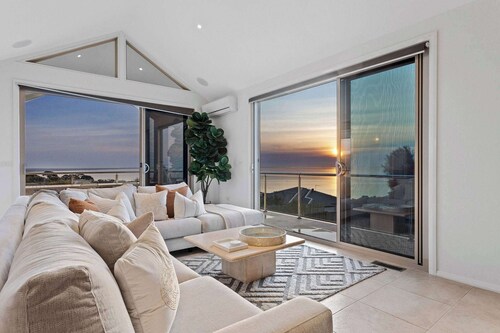 Sunset View Luxury 4 Bedrooms With Sauna