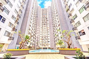 Front of property - OYO Life Apartement Jarrdin By Fins Property (Bandung)