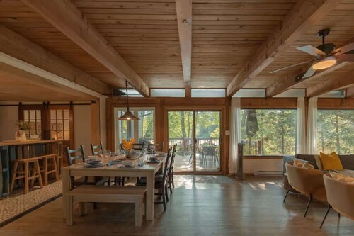 Riverfront Getaway with Hot Tub and Scenic Views