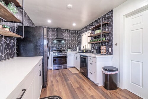 Reno Serenade: 3-Bed Urban Sanctuary