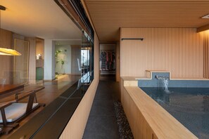 Tsukiyo | Hypo-allergenic bedding, free WiFi