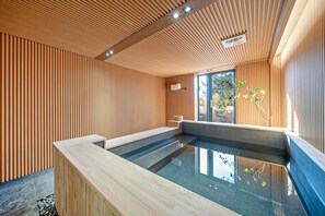 Premium Twin Room | Bathroom | Separate bathtub and shower, spring water bathtub, designer toiletries