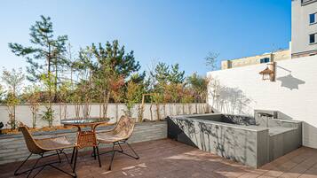 Premium Double Room | Bathroom | Separate tub and shower, spring water tub, designer toiletries