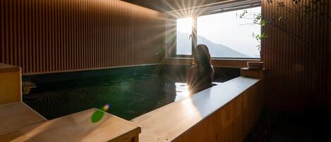 顶层房 | 防过敏的被褥、免费 WiFi