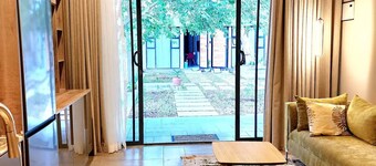 Instahomes by Tru - Garden Suites