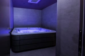 Sauna, massages