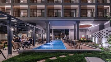 Seasonal outdoor pool