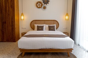 2 makuuhuonetta, ylelliset vuodevaatteet, untuvapeitot