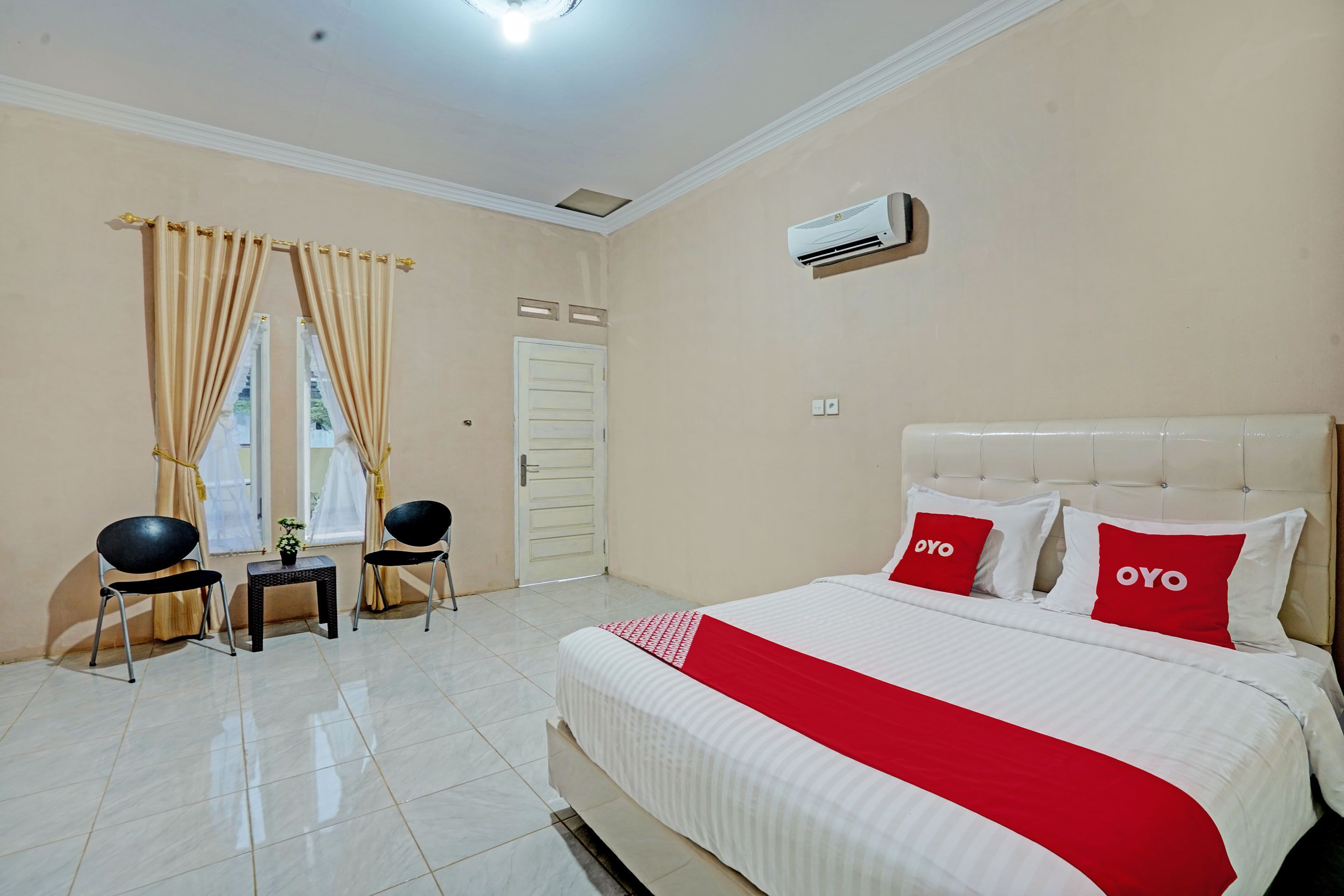 Deluxe Double Room | Desk, free WiFi, bed sheets