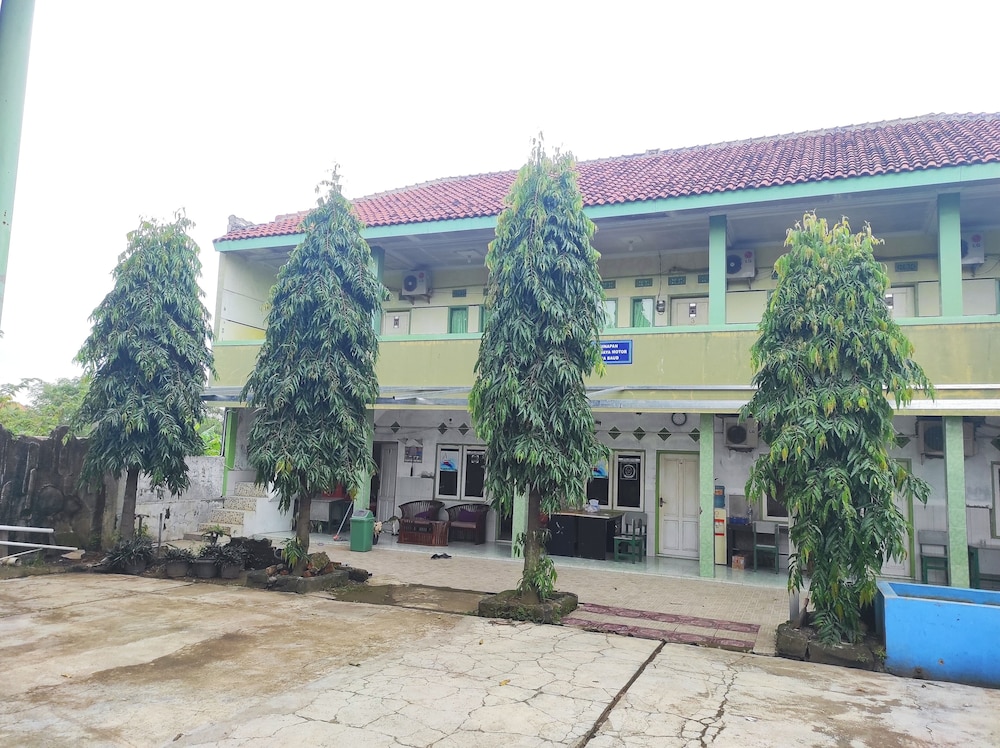 Wisma Tenang Jaya Syariah Mitra RedDoorz image