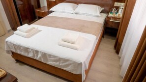 Basic Double or Twin Room, 1 Double Bed | Individually furnished, desk, laptop workspace, free WiFi - Atrium Hotel (Bukhara)