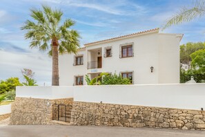 Exterior - Villa 'La Boniquesa Bajo' with Sea View, Wi-Fi and Air Conditioning (Benissa)