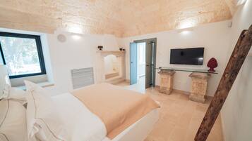 Comfort suite | 1 slaapkamer, een minibar, een kluis op de kamer